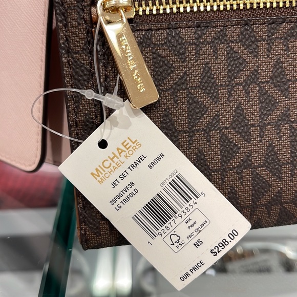 MICHAEL KORS JET SET TRV LARGE TRIFOLD Brown - Picture 14 of 16